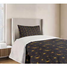 Crescent in Mystical Night Bedspread Set