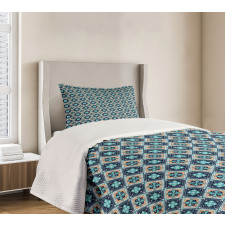 Flower Motif Squares Bedspread Set