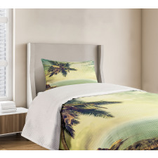 Palm Tree Rocky Shore Bedspread Set