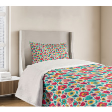 Graphical Flower Silhouettes Bedspread Set