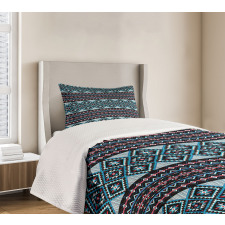 Geometric Triangles Ornate Bedspread Set