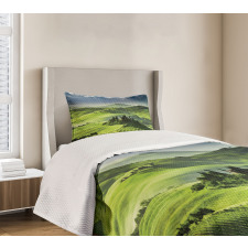 Sunrise in the Valley Bedspread Set