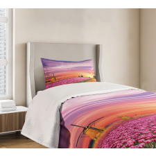 Scenic Tulip Fields Bedspread Set