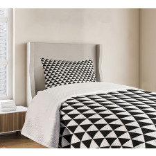 Grunge Triangular Arr Bedspread Set