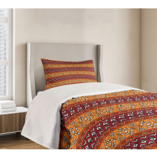 Retro Motifs Bedspread Set