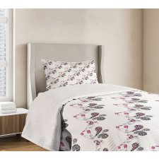 Abstract Ivy Patterns Bedspread Set