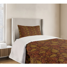 Oriental Damask Design Bedspread Set