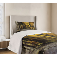 Dark City Old Avenues Bedspread Set