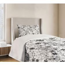 Leaves Twirls Swirls Bud Bedspread Set