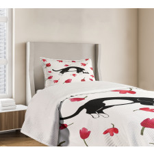 Cat Sleeping Tulips Bedspread Set