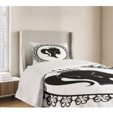 Profile in Frame Noble Bedspread Set