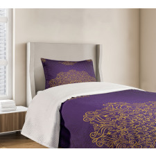 Ornate Swirl Motif Bedspread Set