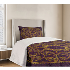 Lace Like Circular Bedspread Set