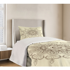 Oriental Lace Motif Pattern Bedspread Set