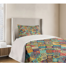 Checkered Folk Bedspread Set