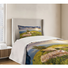 3 Behind Boulders Bedspread Set