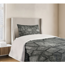 Stone Wall Rough Rusty Bedspread Set