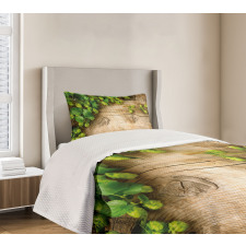 Hop Twigs on Wood Bedspread Set