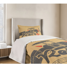 Retro Emblem Bedspread Set