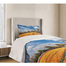 Rustic Holland Houses Bedspread Set