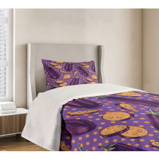 Retro Realistic Dotted Bedspread Set