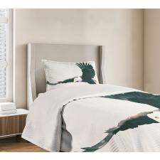 Huge Predator in Skies Bedspread Set