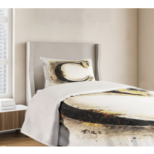 Scorched Paper Bedspread Set