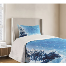 Frozen Pine Snowflakes Bedspread Set