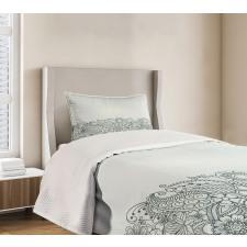 Outline Wildflowers and Leaves Bedspread Set