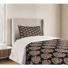 Traditional Abstract Bedspread Set