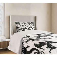 Oriental Monochrome Bedspread Set