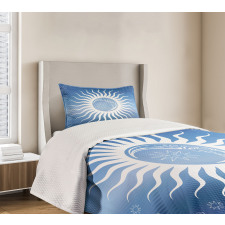 Crescent Moon Curlicues Bedspread Set