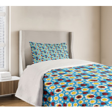 Abstract Daisies Bugs Bedspread Set