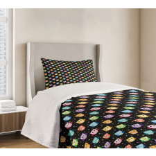 Funny Confused Serious Bedspread Set