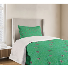 Abstract Wavy Stripe Bedspread Set