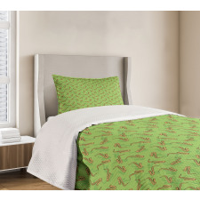 Saxophones on Green Bedspread Set