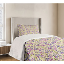 Pale Toned Pattern Bedspread Set