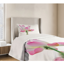 Lotus in Water Bedspread Set