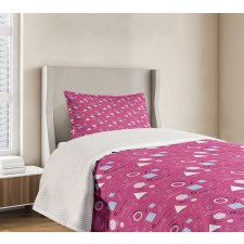 Memphis Style Design Bedspread Set