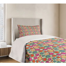 Doodle Floral Motifs Bedspread Set