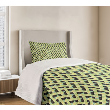 Abstract Grid Style Retro Bedspread Set