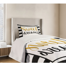 Vintage Lettering Line Bedspread Set