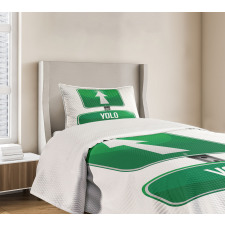 Road Sign Pointing Forward Bedspread Set