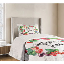 Watercolor Style Berries Bedspread Set