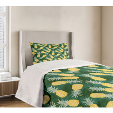 Palm Leaves Pineapples Bedspread Set