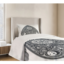 Upside down Shape Bedspread Set