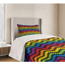 Jagged Zigzag Pattern Bedspread Set