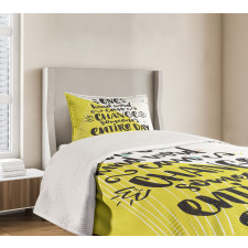 Iconic Memphis Style Bedspread Set