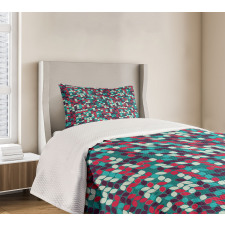 Oval Leaf-like Shapes Bedspread Set