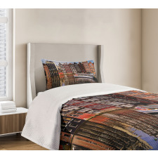 Traditional Old Houses Bedspread Set